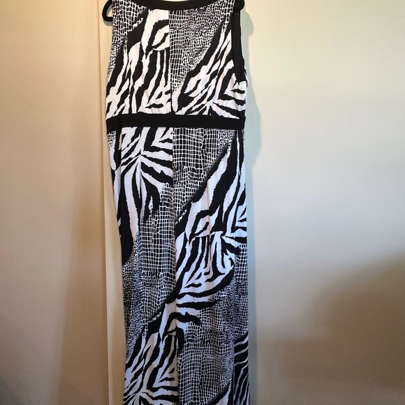 Bianca Nygard Black and White Zebra Print Maxi Dress - Picture 5 of 5